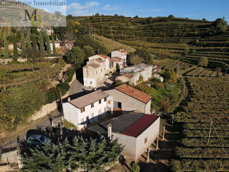 Rustico in Vendita a Soave, 148'000€, 98 m²