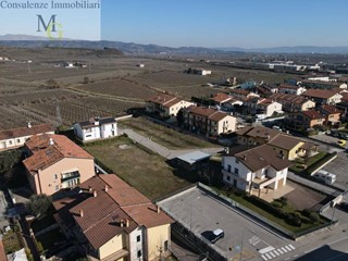 Terreno edificabile in Vendita a Monteforte d'Alpone, 138'000€, 636 m²