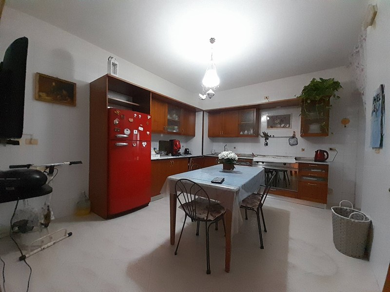 Appartamento in Vendita a Eboli, 140'000€, 110 m²