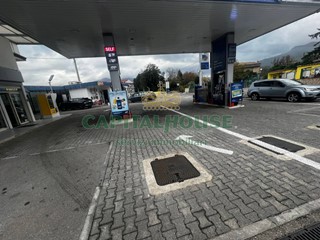 Immobile commerciale in Vendita a Fisciano, 1'500'000€, 2180 m²