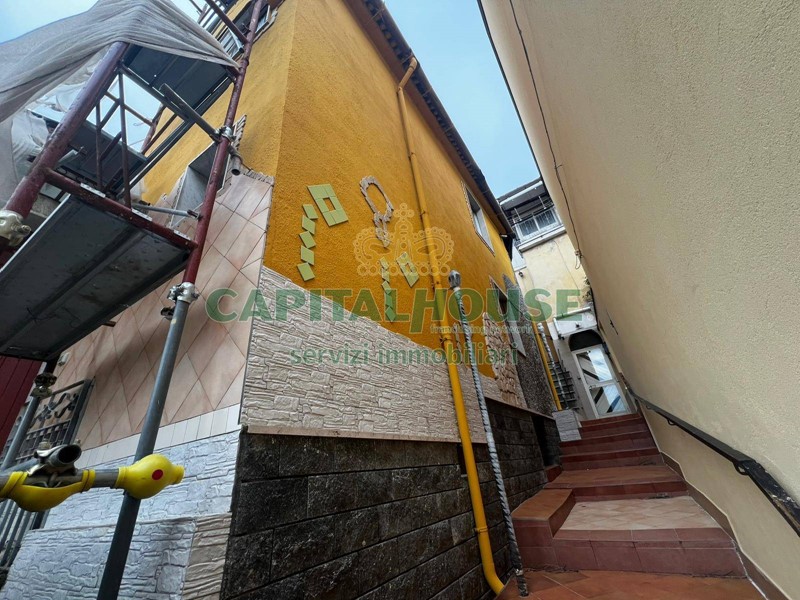Casa Semi Indipendente in Vendita a Mercato San Severino, 89'000&euro;, 75 m²