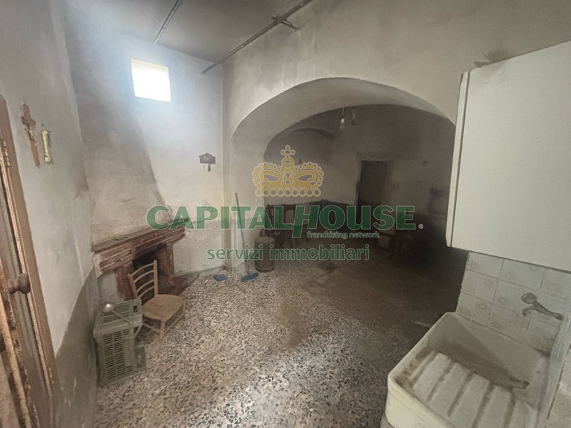 Casa Semi Indipendente in Vendita a Bracigliano, 20'000&euro;, 71 m²