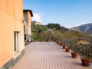 Casa Indipendente in Vendita a Capriolo, 400'000€, 282 m²