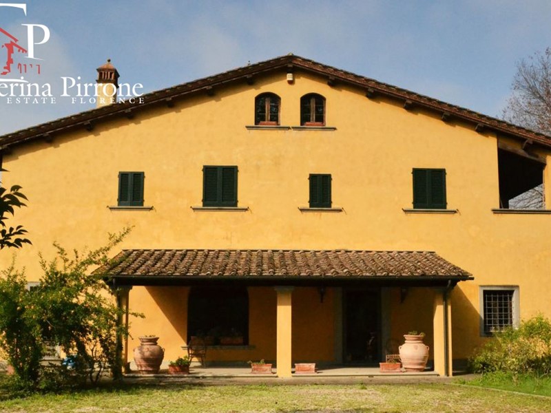 Villa in Vendita a Santa Croce sull'Arno, 1'200'000€, 750 m²