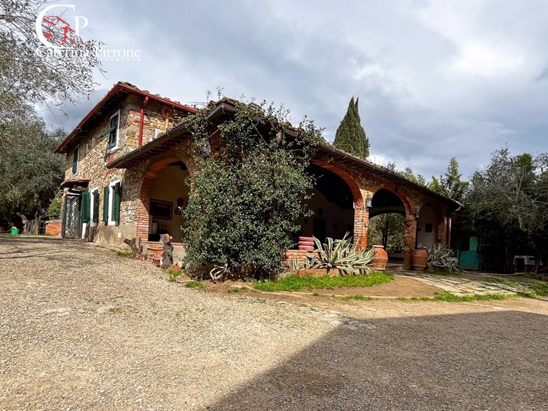 Rustico in Vendita a Greve in Chianti, 1'190'000€, 310 m²