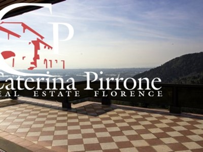Villa in Vendita a Massarosa, 2'400'000€, 600 m²
