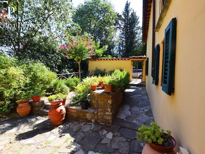 Rustico in Vendita a Pontassieve, 570'000€, 180 m²