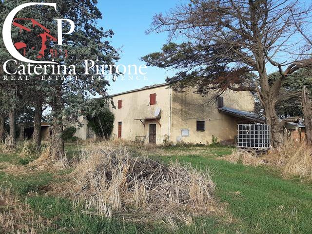 Rustico in Vendita a Rosignano Marittimo, 390'000€, 900 m²