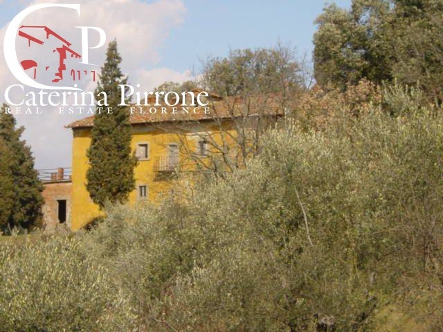 Rustico in Vendita a Rufina, 319'000€, 600 m²