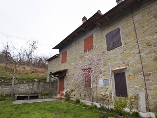 Casa Indipendente in Vendita a Pratovecchio Stia, 165'000€, 130 m²