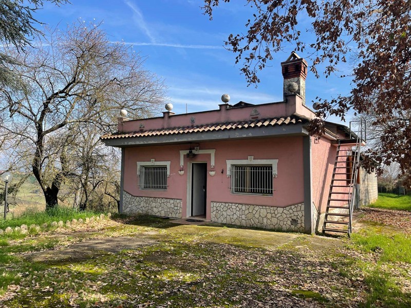 Casa Indipendente in Vendita a Gavignano, 109'000€, 73 m², con Box