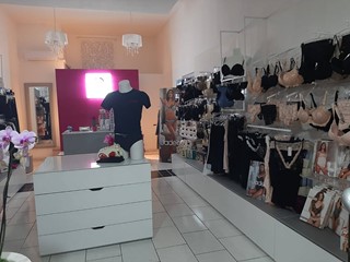 Immobile commerciale in Vendita a Colleferro, 69'000€, 40 m²