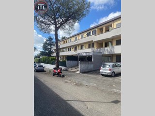 Monolocale in Vendita a Roma, 110'000&euro;, 45 m²
