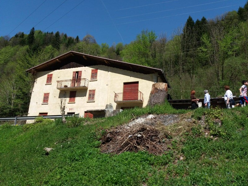 Appartamento in Vendita a Moio de' Calvi, 79'000€, 515 m²