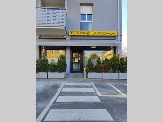 Negozio in Vendita a Ponte San Pietro, 90'000€, 82 m²