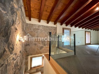 Attico in Vendita a Ponte San Pietro, 199'000€, 140 m²