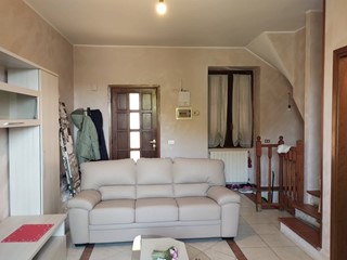 Casa Semi Indipendente in Vendita a Busnago, 235'000€, 200 m²