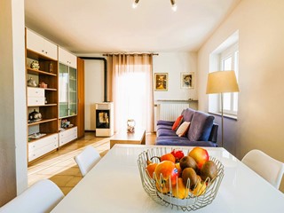 Trilocale in Vendita a Almenno San Bartolomeo, 129'000€, 180 m²