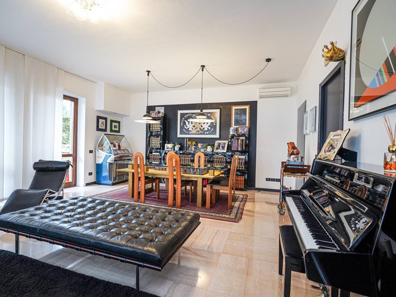 Appartamento in Vendita a Bergamo, 460'000€, 173 m²