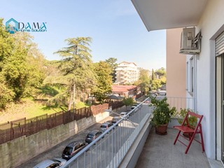 Quadrilocale in Vendita a Roma, 360'000&euro;, 90 m²