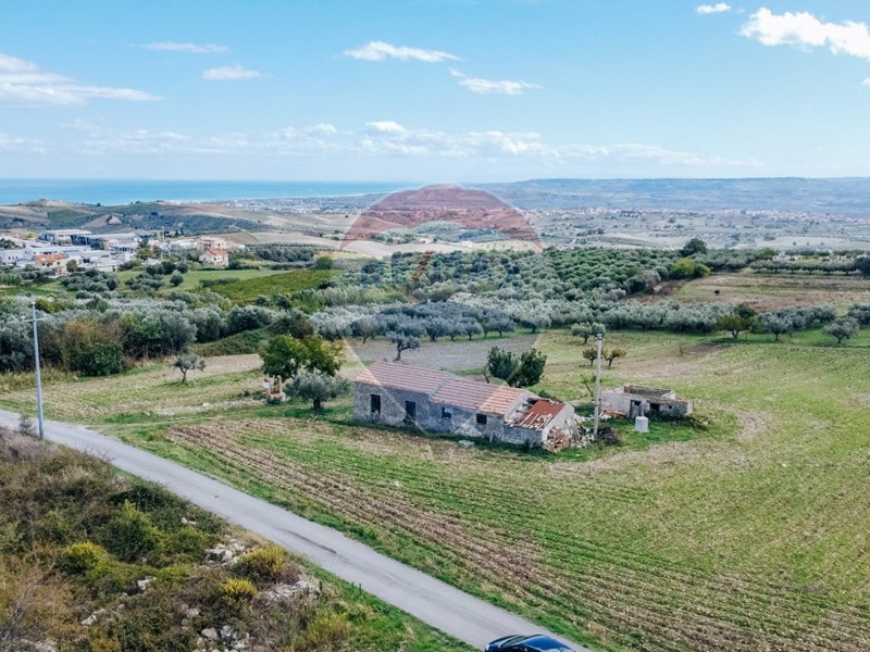 Terreno edificabile in Vendita a Cupello, 57'000€, 873 m²