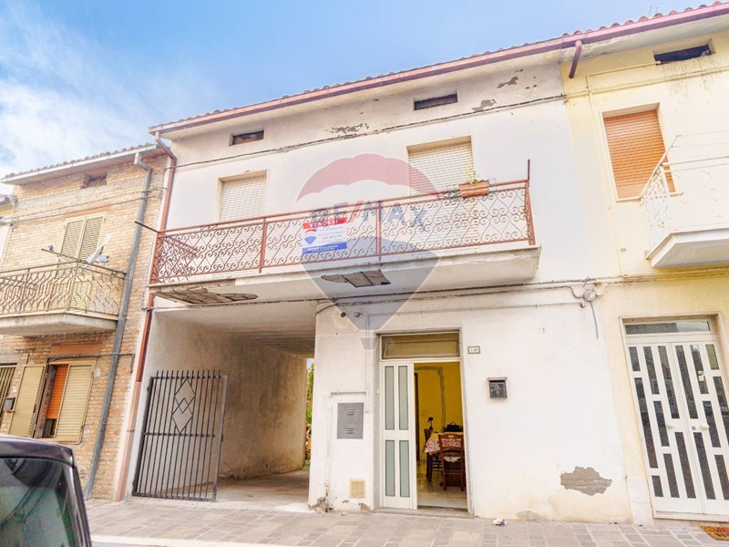 Casa Semi Indipendente in Vendita a Cupello, 67'000€, 125 m²