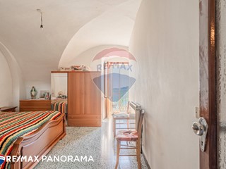 Casa Semi Indipendente in Vendita a Furci, 50'000€, 148 m²