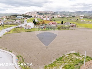 Terreno edificabile in Vendita a Montenero di Bisaccia, 155'000€, 9000 m²