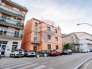Appartamento in Vendita a Atessa, 82'000€, 137 m²