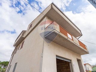 Casa Indipendente in Vendita a Villalfonsina, 112'000€, 380 m²