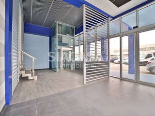 Ufficio in Affitto a Cernusco sul Naviglio, 4'538€, 495 m²