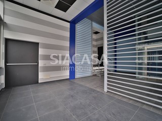 Ufficio in Affitto a Cernusco sul Naviglio, 3'334€, 400 m²