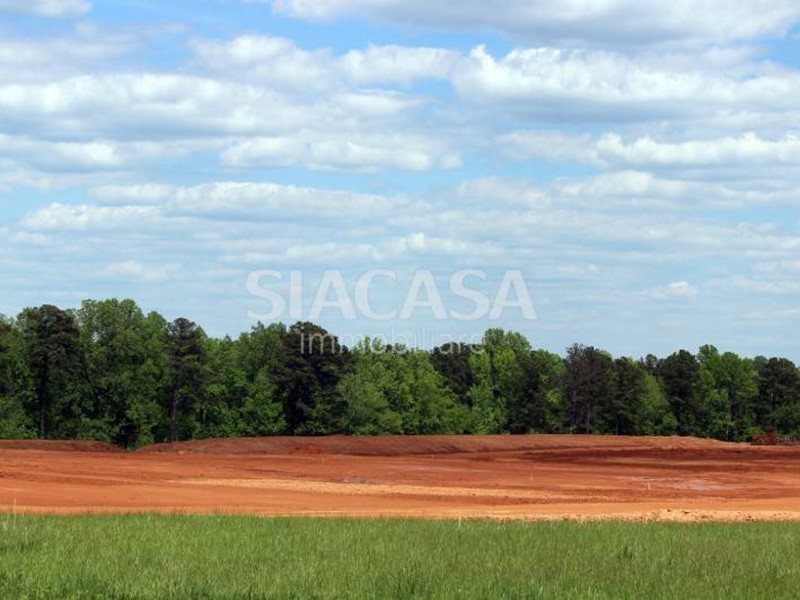 Terreno industriale in Vendita a Bellusco, 19000 m²