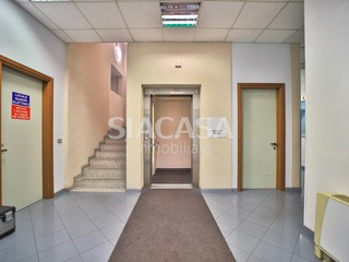 Ufficio in Affitto a Segrate, 3'600€, 370 m²