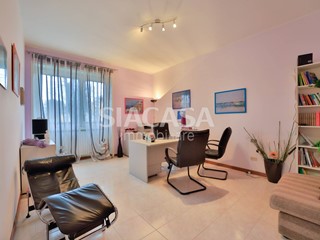 Ufficio in Vendita a Vimercate, 119'000€, 50 m²