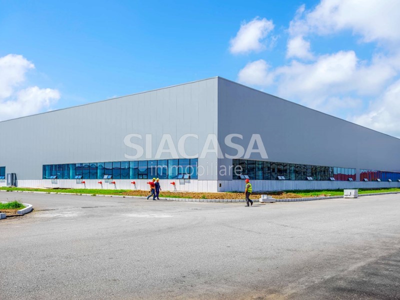 Capannone in Vendita a Brugherio, 1'300'000€, 1500 m²