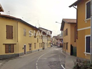 Negozio in Vendita a Burago di Molgora, 105'000€, 109 m²