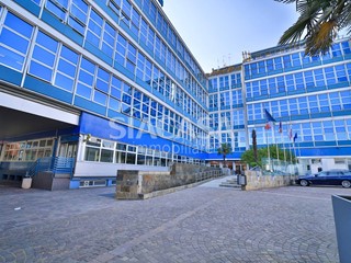 Ufficio in Affitto a Milano, 9'687€, 750 m²