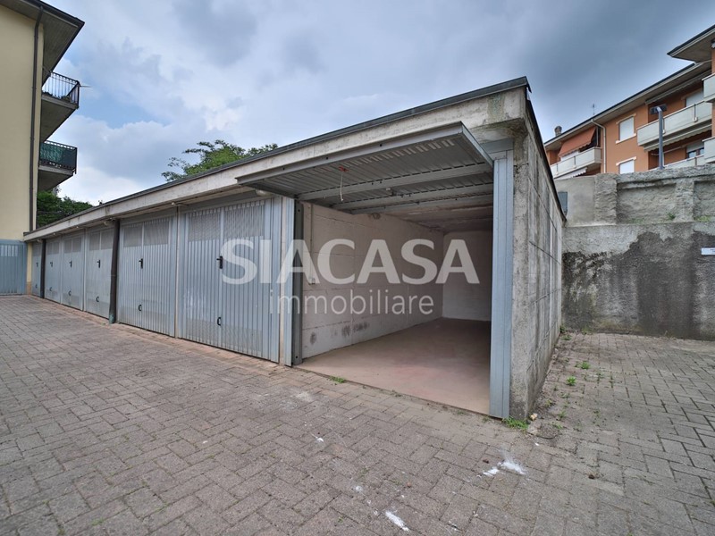 Box in Vendita a Trezzo sull'Adda, 15'000€, 13 m²