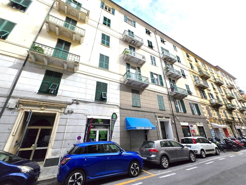 Appartamento in Vendita a Savona, 195'000€, 110 m²