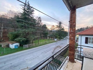 Quadrilocale in Vendita a Pontinvrea, 38'000€, 75 m²