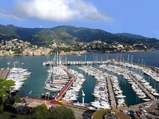 Appartamento in Vendita a Rapallo, 750'000€, 300 m²