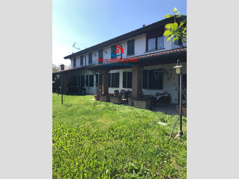 Rustico in Vendita a Soresina, 800'000&euro;, 400 m²