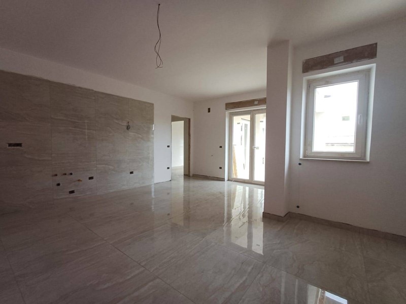 Trilocale in Vendita a Casagiove, 210'000€, 90 m²
