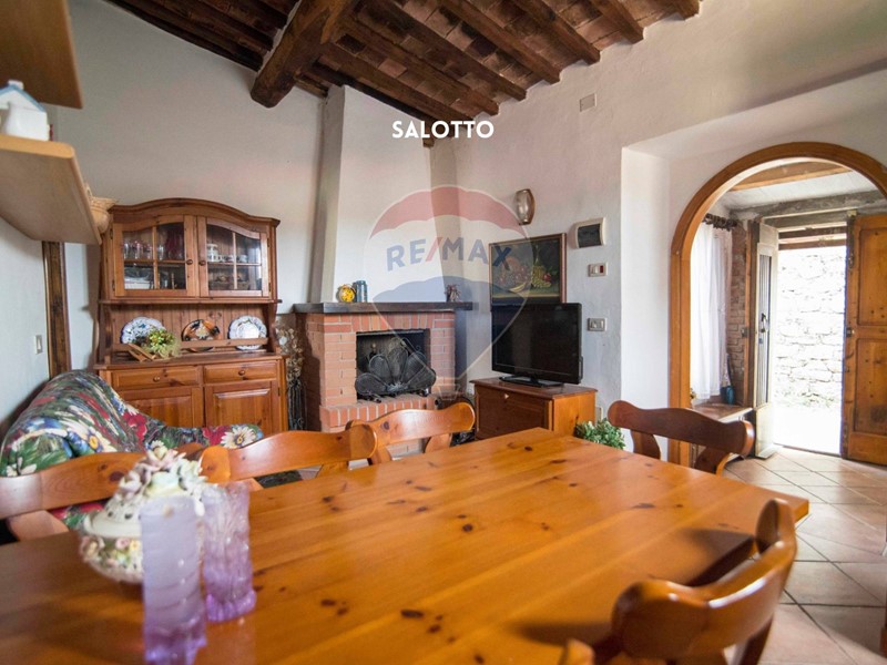 Casa Indipendente in Vendita a Roccastrada, 55'000€, 50 m²
