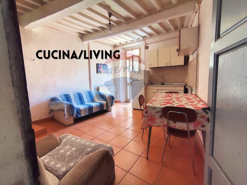 Casa Indipendente in Vendita a Roccastrada, 38'000€, 120 m²