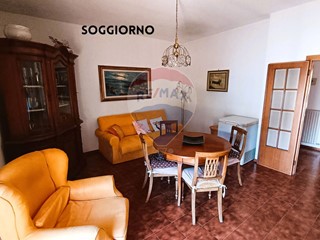Appartamento in Vendita a Roccastrada, 94'000€, 119 m²