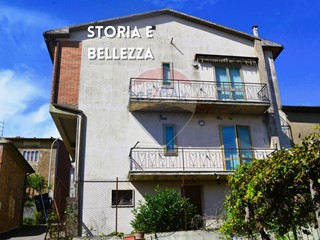 Casa Indipendente in Vendita a Roccastrada, 150'000€, 150 m²