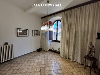 Appartamento in Vendita a Roccastrada, 67'000€, 91 m²