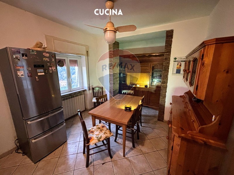 Casa Indipendente in Vendita a Roccastrada, 60'000€, 90 m²